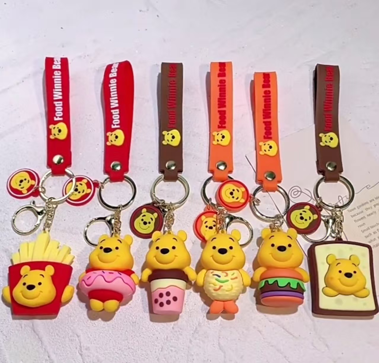 Winnie the Pooh keychain, cute bag pendant, cartoon couple silicone dolls, exquisite car keychain